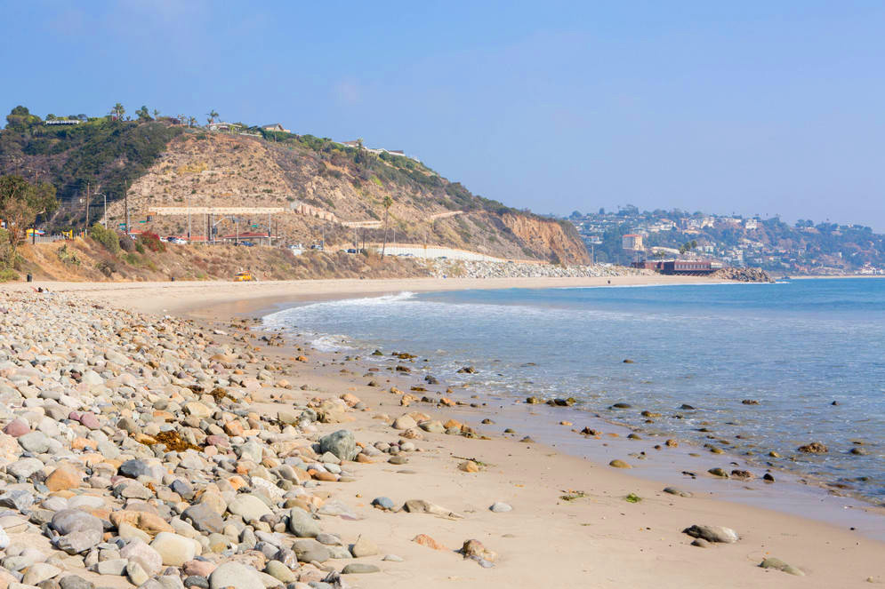 0_4200_0_2800_one_los-angeles-pristine-beach-pebbles-devon0860